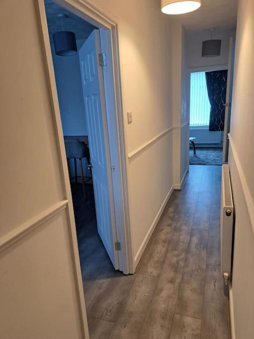 1 Bed Apart Dowlais Dış mekan fotoğraf