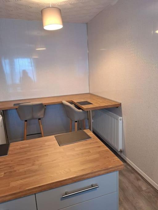 1 Bed Apart Dowlais Dış mekan fotoğraf